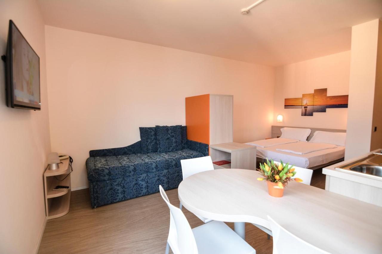 Residence Lido Hotel Μαλτσεζίνε Εξωτερικό φωτογραφία